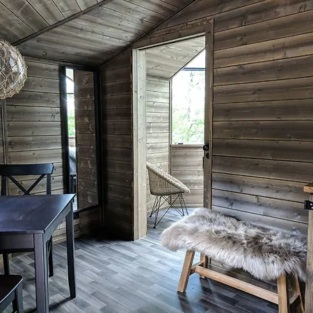 Revontuli Glass Igloos