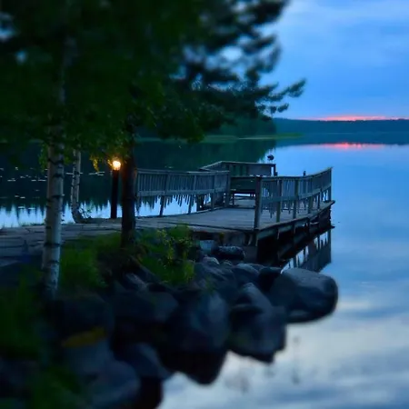 Revontuli Glass Igloos 5* Hankasalmi